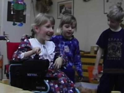 Vozík pro Madlenku, předání